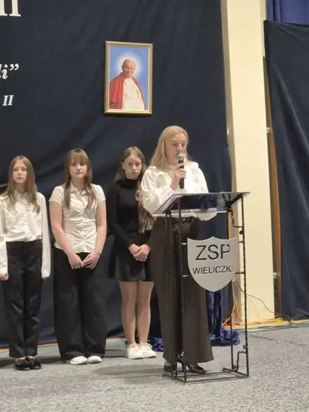 Wieliczki: Dzień Edukacji Narodowej, święto patrona i ślubowanie pierwszaków w jednej uroczystości
