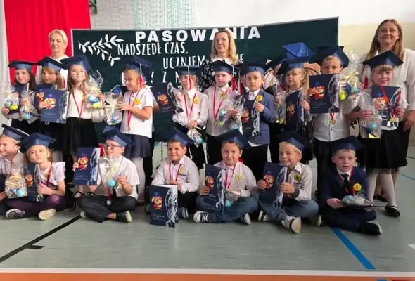 Ślubowanie pierwszoklasistów – wyjątkowa uroczystość w szkole